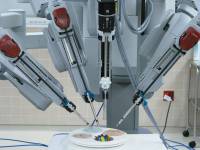robot Da Vinci robot Da Vinci