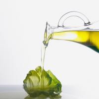 insalata e olio d'oliva